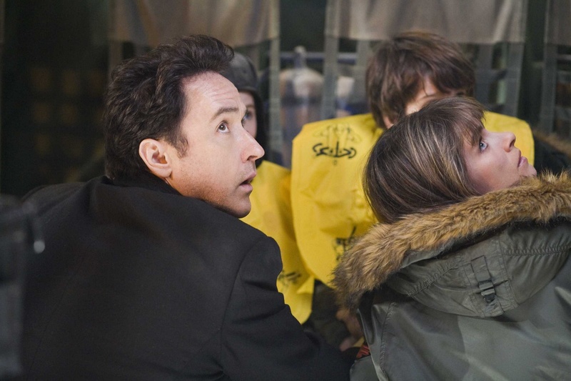 John Cusack and Amanda Peet in “2012,” a special-effects extravaganza that boasts impressively created disasters.