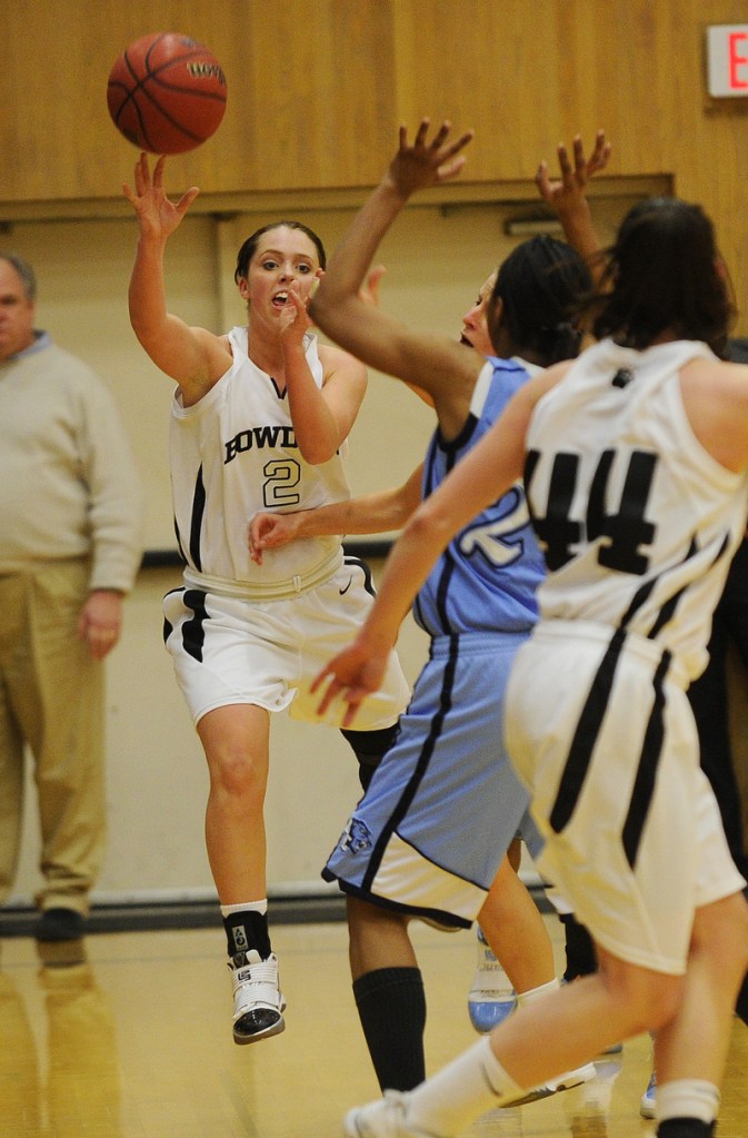 Kaitlin Donahoe of Bowdoin looks down low for an open teammate. Bowdoin led Baruch 38-25 at halftime and remained in control of the game.