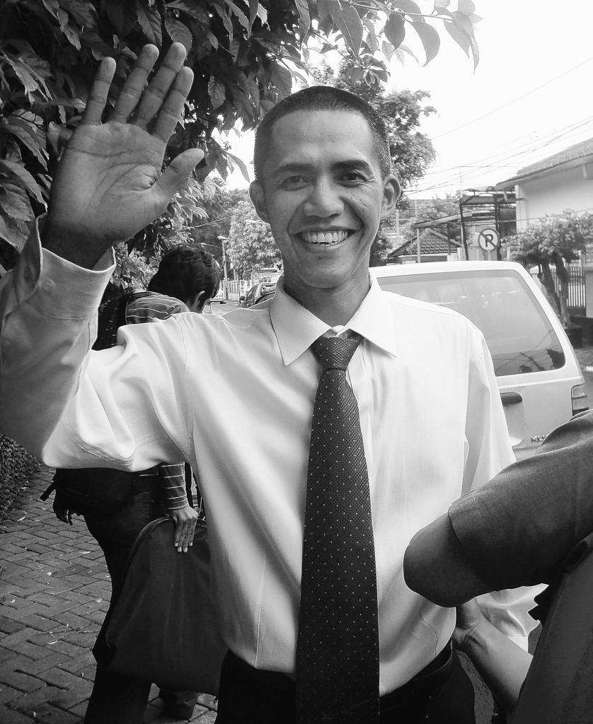 Jakarta photographer Ilham Anas, President Obama’s body double, tours the school Obama attended as a boy in Indonesia. Anas has cashed in on the resemblance, pitching products on TV and the Internet.