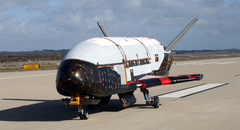 The Air Force’s X-37B will perform unspecified tests in orbit and then glide back to Vandenberg Air Force Base in California. “From my perspective it’s a little puzzling as to whether this is the beginning of a program or the end of one,” a defense analyst says.