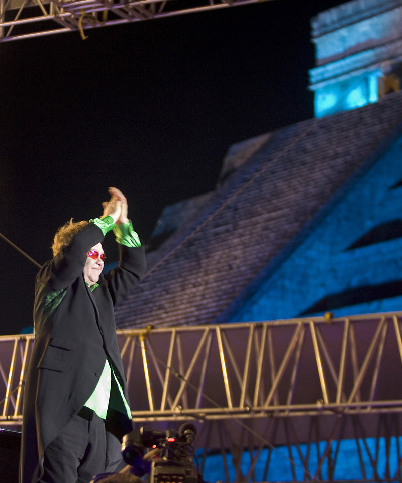 Elton John responds to the crowd while performing for a crowd of about 6,000 at the Mayan ruins of Chichen Itza, Mexico, on Saturday. Chichen Itza was named one of the new seven wonders of the world in 2007.