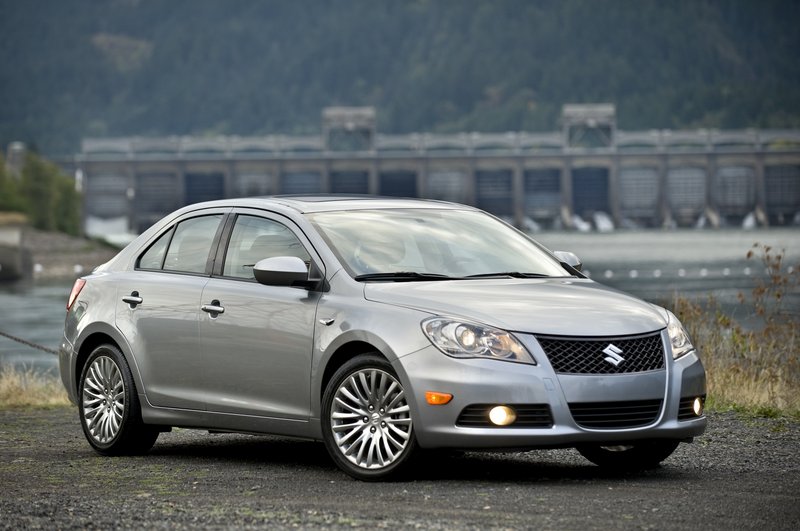Suzuki’s new Kizashi manages to stand out in the competitive field of good – and good-looking – midsize sedans with sporty styling, an upscale interior, and some performance characteristics way beyond its price range.