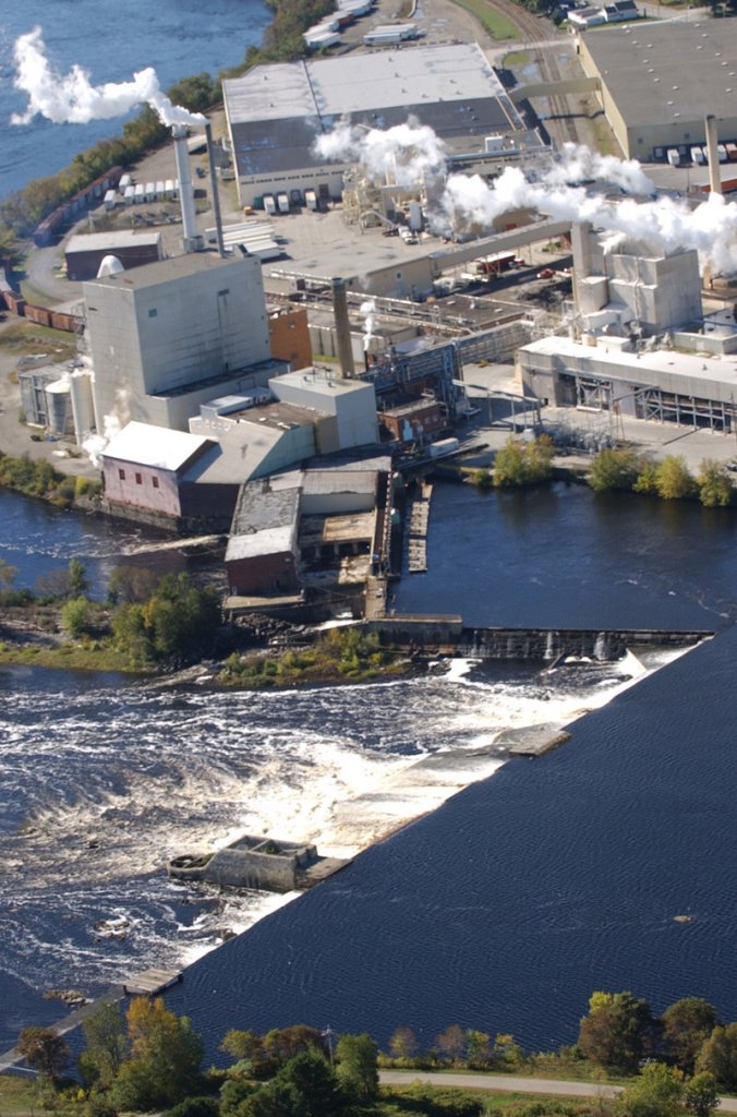 The fate of Maine’s paper mills shouldn’t be so connected to unfavorable trade agreements, readers say.