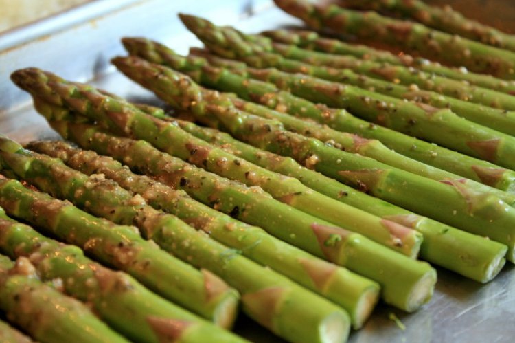 Beginning in May, take your asparagus seedlings outside for a few hours.