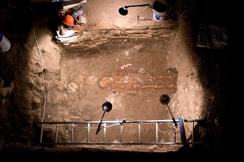 A photo released last week by Mexico’s National Institute of Anthropology and History shows the inside of a pyramid where archaeologists say they have discovered the 2,700-year-old tomb, making it the oldest documented burial of a dignitary in Mesoamerica.