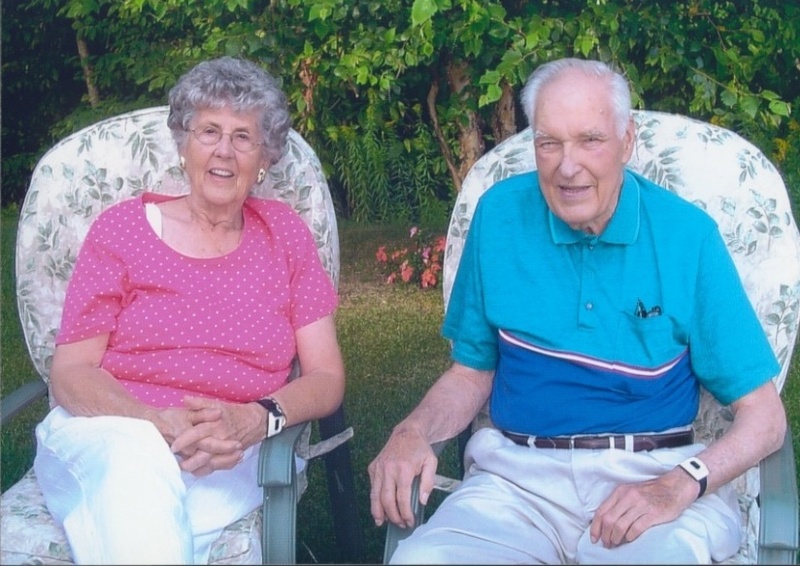 Earl Shea with his wife of 60 years, Ann. Mr. Shea died Wednesday at 86.