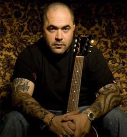Tickets for Aaron Lewis' July 22 show in Hampton Beach, N.H., go on sale Friday.
