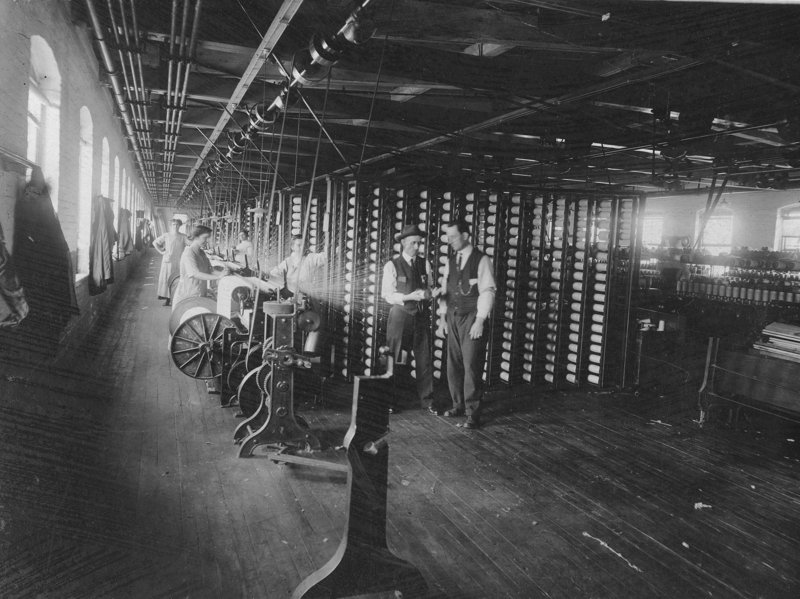 A 1900 photo of a textile mill in Biddeford