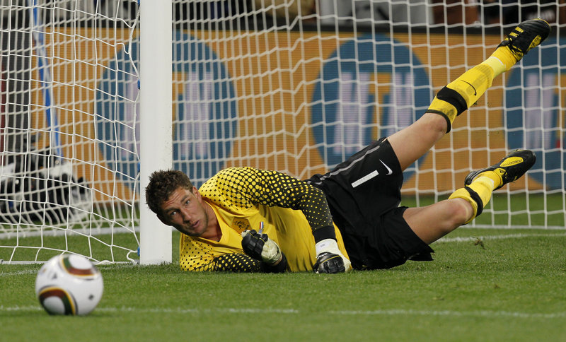 Netherlands keeper Maarten Stekelenburg stops a shot Tuesday. Uruguay scored in extra time to cut the Netherlands’ lead to 3-2. Uruguay pressed late but fell short.