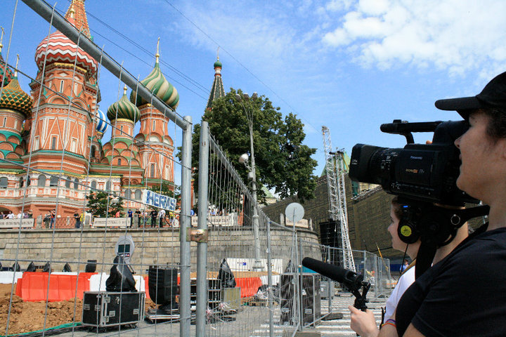 Hannah Weddle was part of an all-woman crew filming the documentary “Glasnost Coda” in Russia.