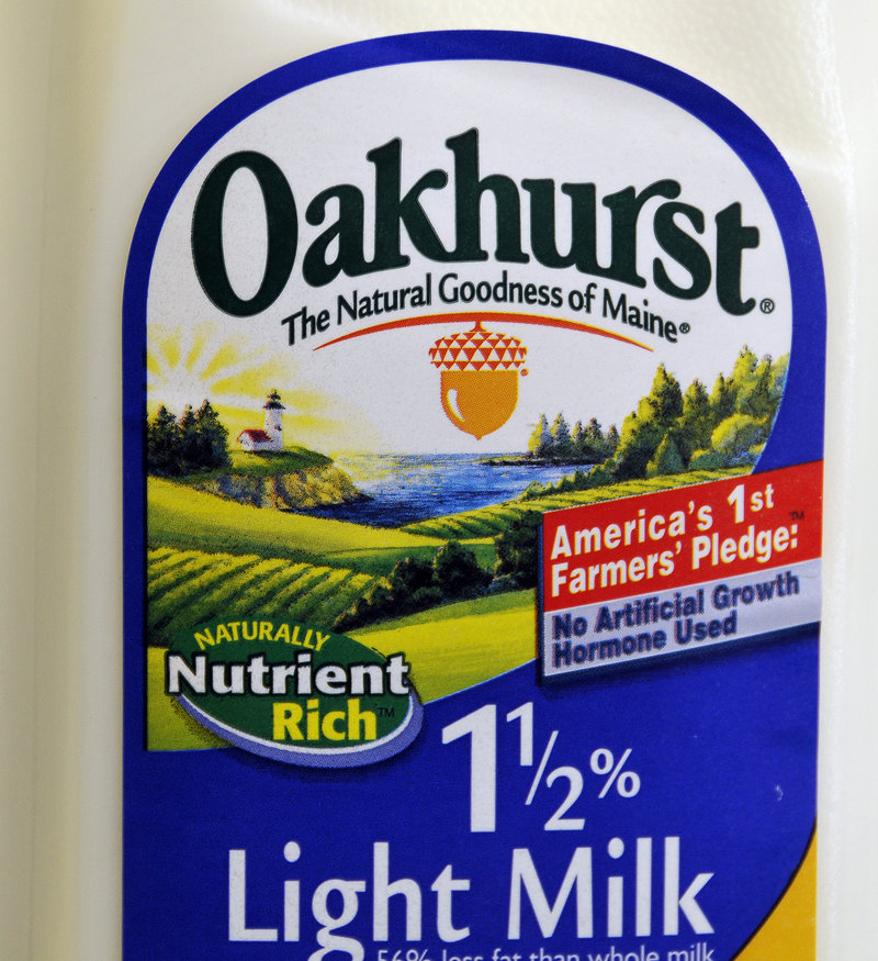 A milk label shows Oakhurst’s trademark pledge about not using artificial growth hormones.