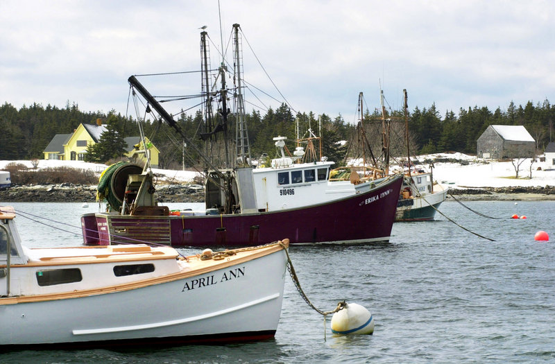 Draggers are tied up in Port Clyde. Efforts to revive the state’s ocean fishing fleet shouldn’t be impeded, a former congressman says.