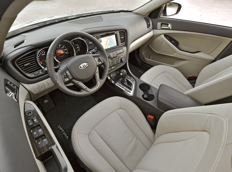 The third-generation of Kia’s midsize Optima is elegant, sporty and distinctive inside and out.