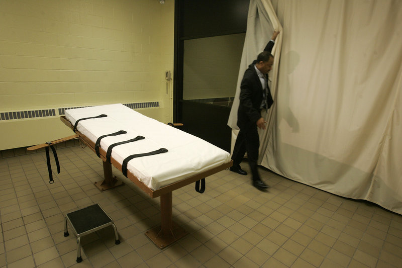 Oklahoma, Ohio and Texas, the nation’s busiest death penalty state, have switched from sodium thiopental to pentobarbital for lethal injections. This photo shows the death chamber at the Southern Ohio Corrections Facility in Lucasville.