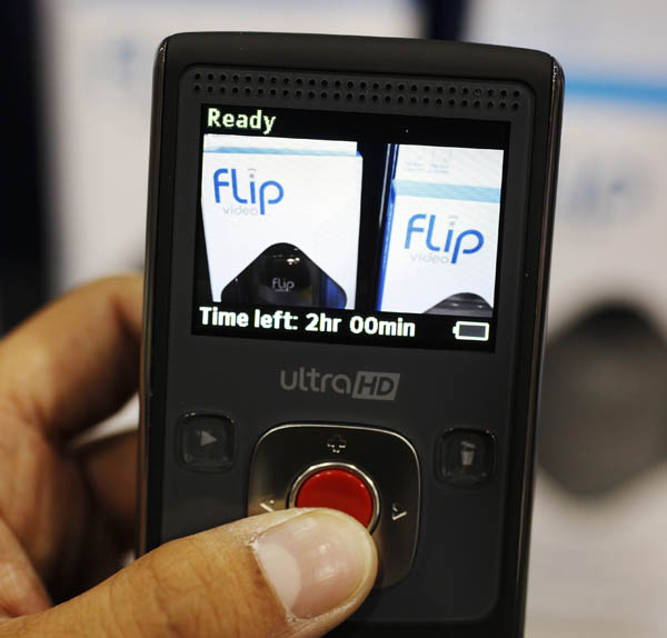 Cisco Systems' Flip Video camera line had been a popular among consumers for its easy-to-use controls and its ability to post video swiftly on the Web.