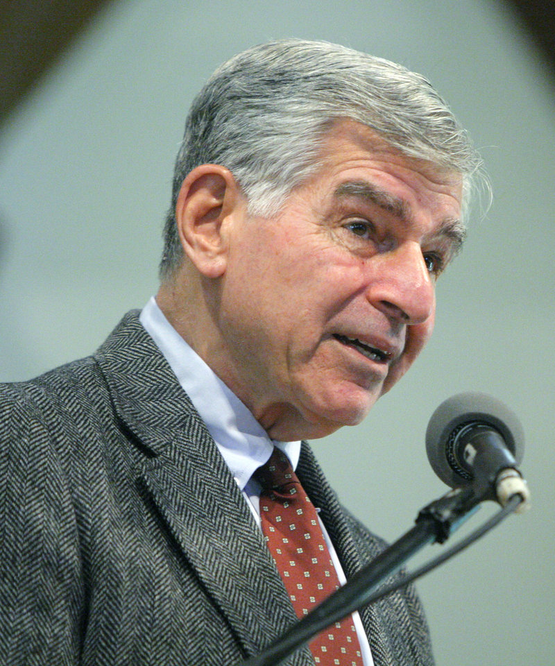 Former Democratic presidential candidate Michael S. Dukakis talks about health care to an audience of about 150 people at the University of New England’s Portland campus Tuesday.