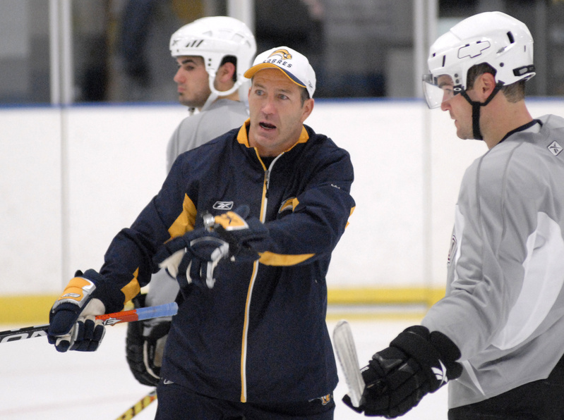 Pirates Coach Kevin Dineen appears headed to the NHL as the next coach of the Florida Panthers.
