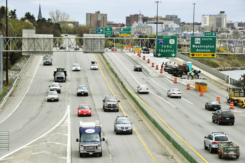 Tukey’s Bridge has the potential to be a trouble spot, with multiple lane closures and modifications. The Baxter Boulevard northbound on-ramp will be closed. Jersey barriers will prevent northbound traffic from exiting the bridge onto Washington Avenue, and they will keep motorists from merging into the northbound lanes when they take Washington Avenue off Munjoy Hill.