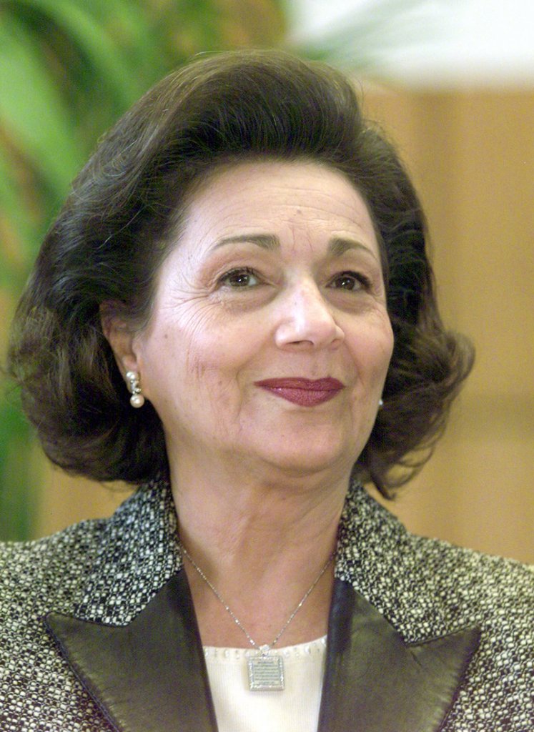 Suzanne Mubarak of Egypt is accused of taking advantage of her husband’s position to enrich herself.