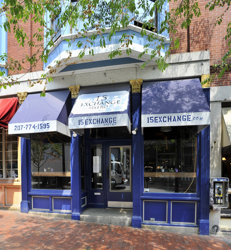 15 Exchange Grille, which recently changed its name from 15 Exchange Bistro, affords diners a fine view of the passing scene on busy Exchange Street in the heart of Portland’s Old Port.