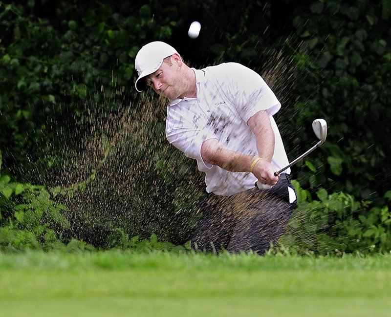 Shawn Warren, who in 2004 became the first amateur to win the Maine Open in 33 years, knows the Falmouth Country Club course well.