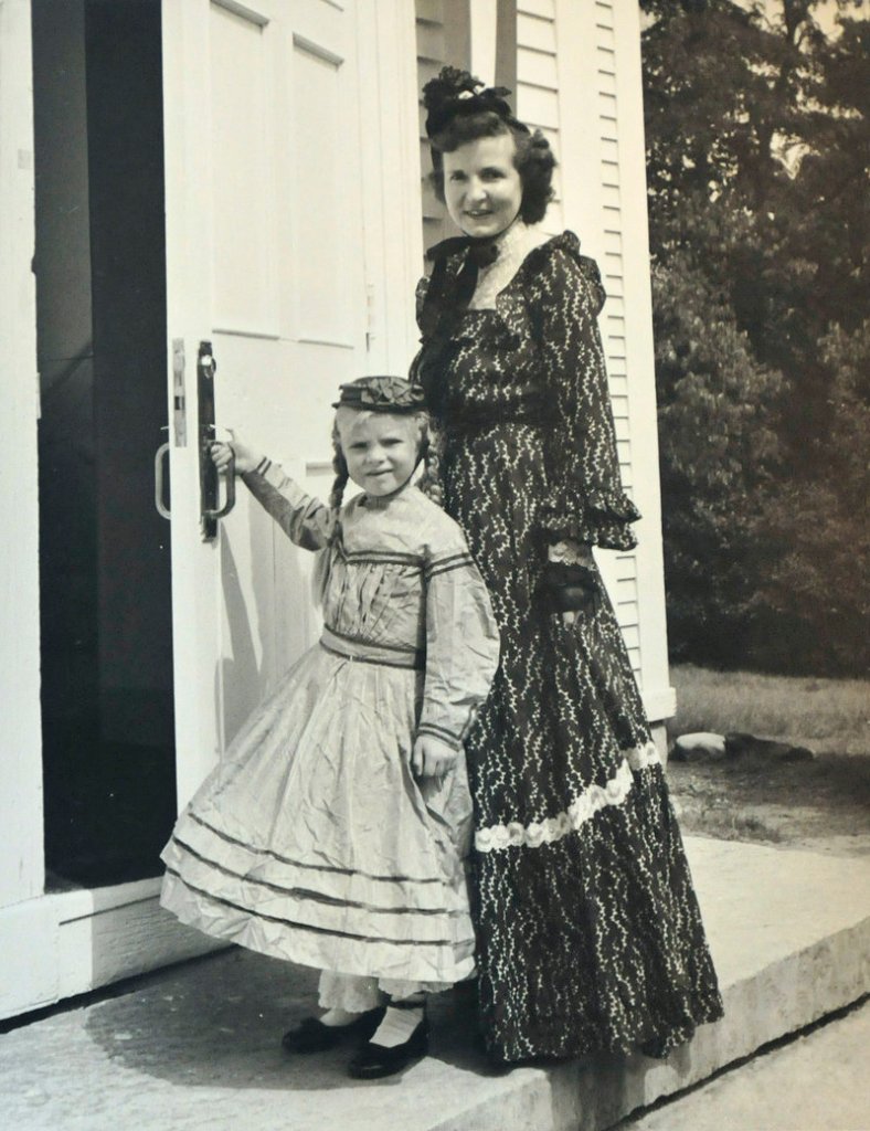 Merry Chapin as a young girl with her mother, Elizabeth Blanchard Merrill, on the front steps of the Capt. Reuben Merrill House.