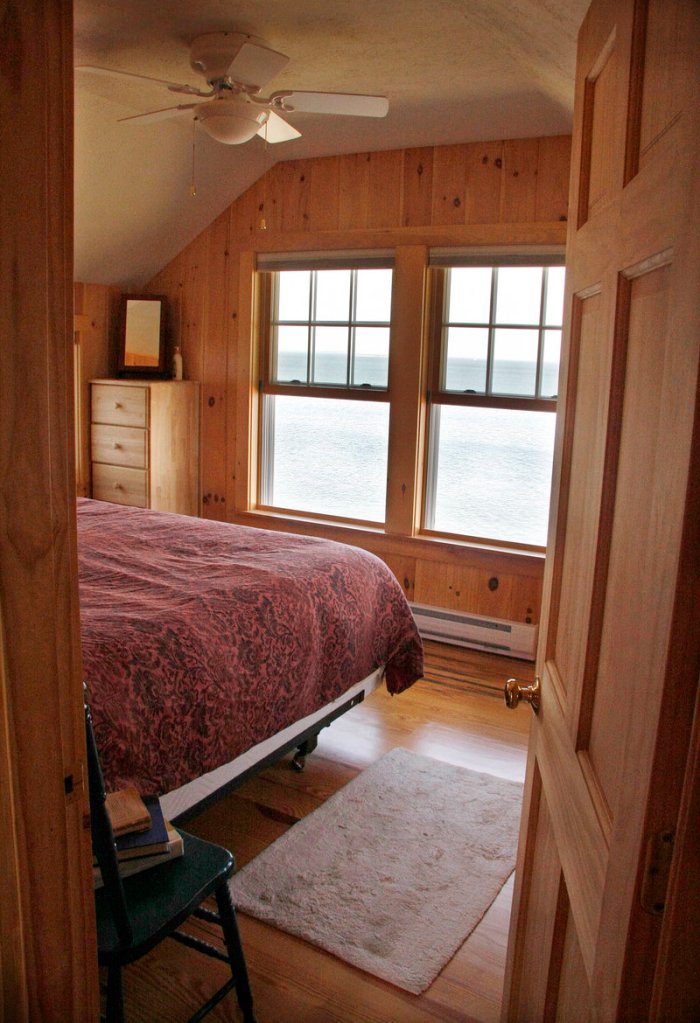 The master bedroom, although tight on space, allows a king-sized bed and a gigantic view.