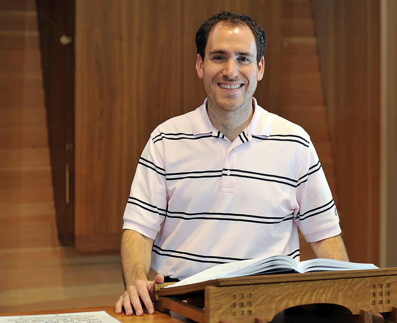 “I want to get to know the congregation and engage the congregation in the life of the synagogue and in Jewish life,” says Rabbi Jared Saks. Another goal is to attract new members to the synagogue.
