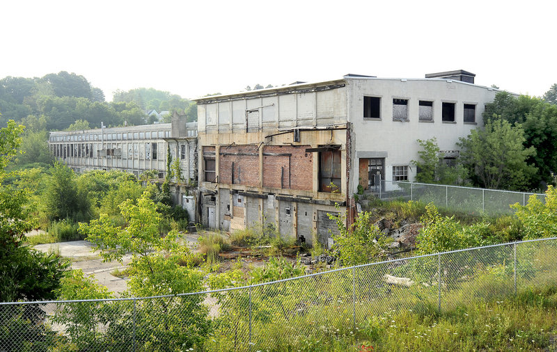 Keddy Mill in South Windham Village – one of the 175 brownfield sites in Maine where redevelopment has stalled – “has become a bigger problem than anyone thought originally,” said Jean Firth, the DEP’s brownfields coordinator.
