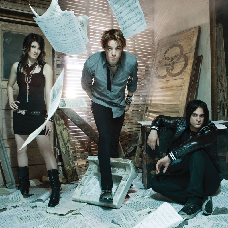 Sick Puppies is looking forward to involving the crowd in its music Sunday at Oxxfest.