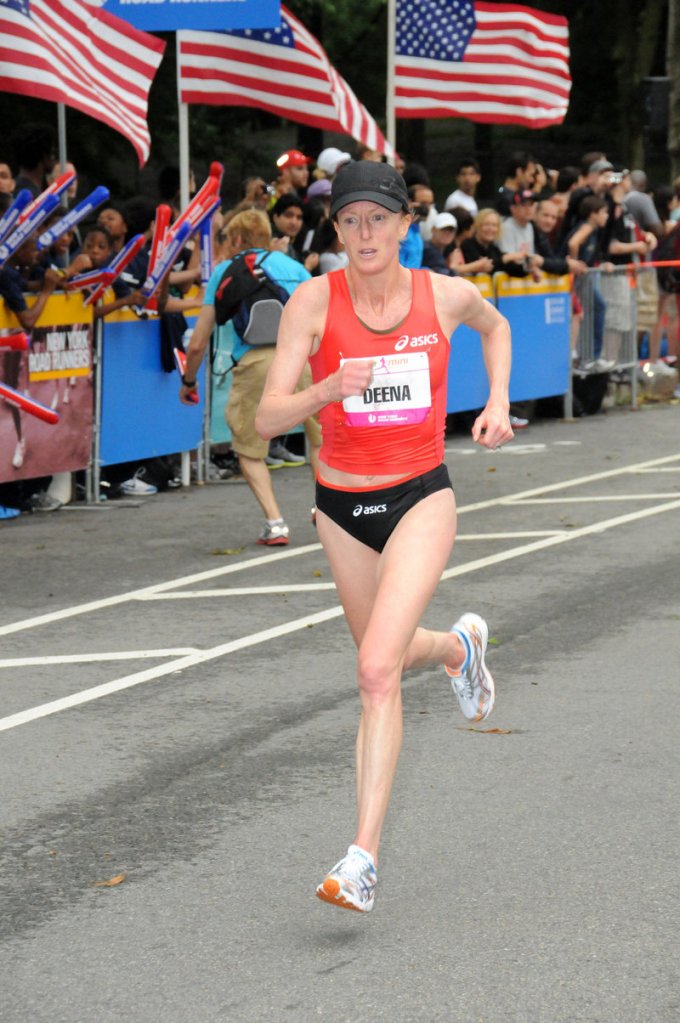 Deena Kastor is testing her fitness level as she prepares for the women’s Olympic marathon trials by running Saturday in the TD Bank Beach to Beacon 10K.
