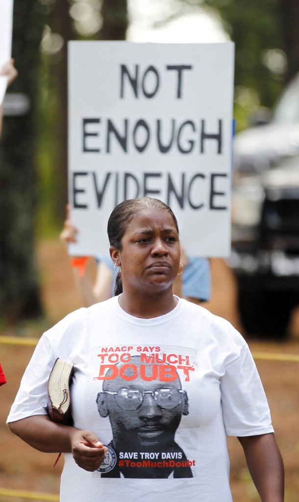 A woman attends a rally for Troy Davis in Jackson, Ga., on Wednesday.