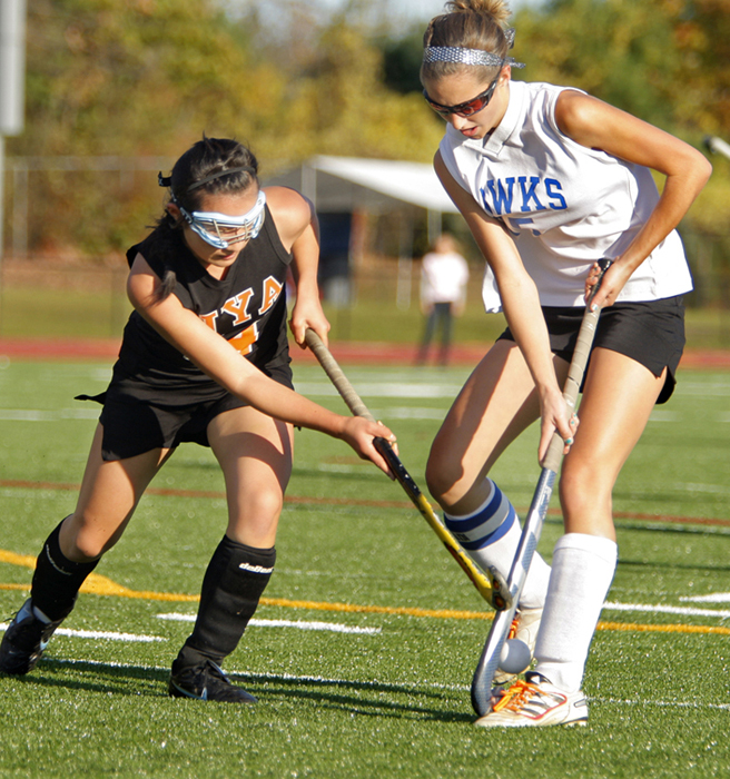 Emma Warren of North Yarmouth Academy works for the ball against Sacopee Valley’s Chelsey Burnell during the Western Class C final Tuesday.