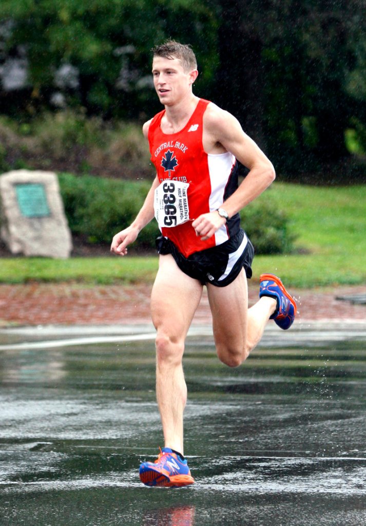Andrew Combs, a 2006 graduate of Bowdoin currently in graduate school in New York, won the men’s half marathon race in 1:09:20.