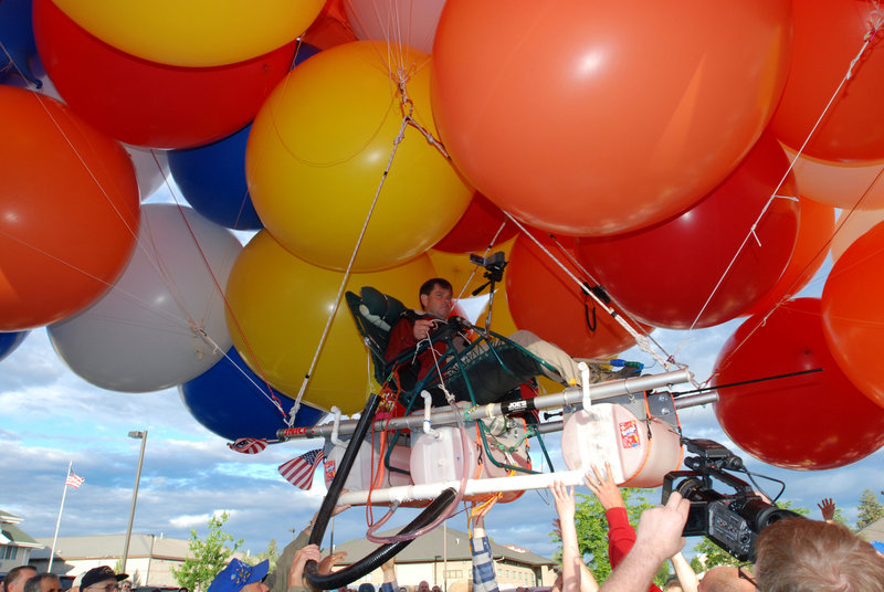 Kent Couch lifts off in July 2008 from his gas station in Bend, Ore., sitting in a lawn chair rigged with more than 150 giant party balloons. The flight, which made headlines worldwide, ended 235 miles away in an Idaho farm field. Now Couch is planning a 400-mile flight in Iraq.