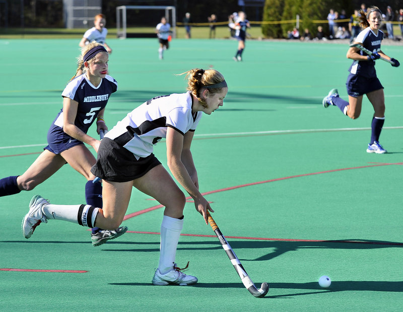 Katie Herter of Bowdoin moves toward the goal in Sunday’s NESCAC championship at Brunswick. The Polar Bears won 2-1 to reach the NCAA tournament, where they will attempt to defend their title.