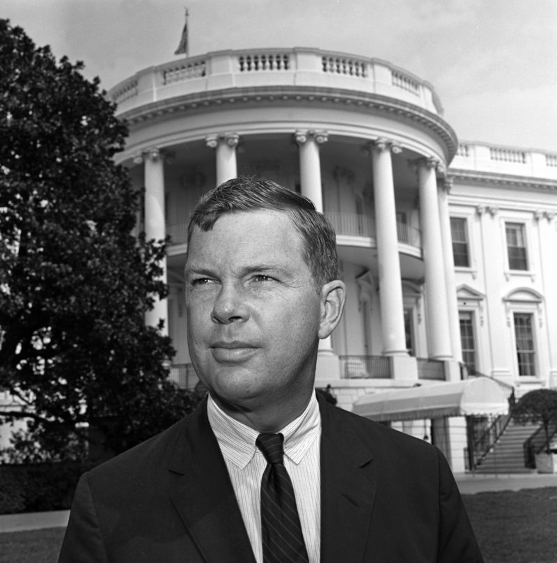 Former New York Times reporter Tom Wicker covered the White House in 1963 and gained recognition for his reporting of President Kennedy’s assassination. He went on to be associate editor of the Times.