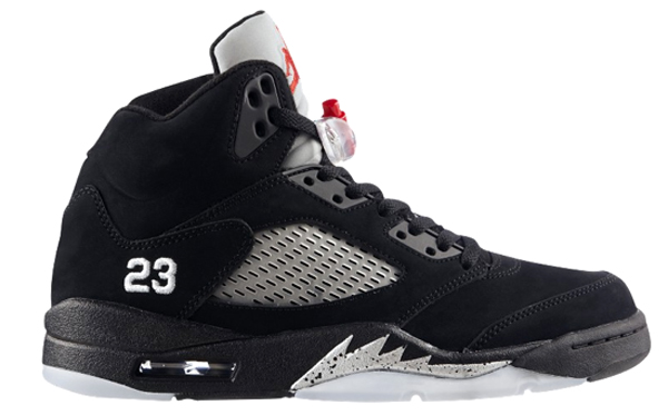 The Air Jordan 5 Retro brings back the translucent sole and design that debuted in 1990.