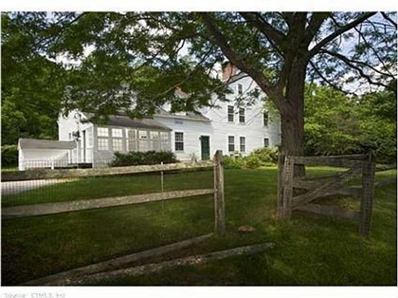 Actress Renee Zellweger is listing her Connecticut farmhouse for $1.5 million.
