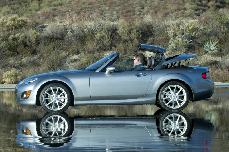 Mazda’s MX-5 Miata looks great with its top up or down and appealing from any angle – including the driver’s seat.