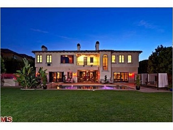 LA Clippers player Chris Paul purchased this Bel Air estate from singer Avril Lavigne for a reported $8.5 million.