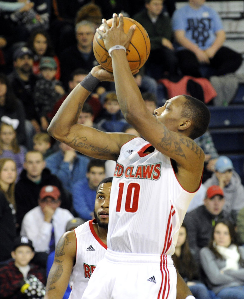 Kenny Hayes takes a shot for the Maine Red Claws during Saturday’s loss to the Rio Grande Valley Vipers.