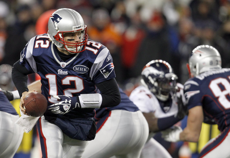 Tom Brady threw six touchdown passes against Denver on Saturday.