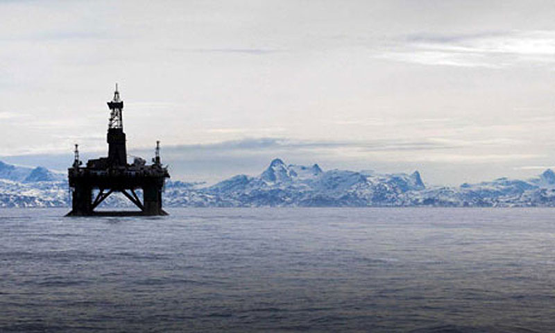 The 53,000-ton Leiv Eiriksson oil rig near Greenland.