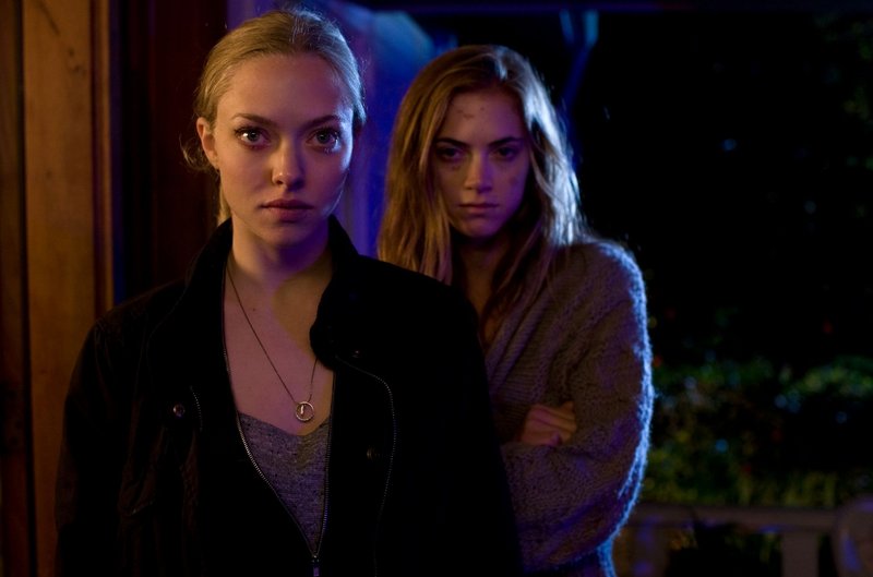 Amand Seyfried, left, and Emily Wickersham in "Gone."