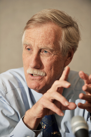 Former Maine Gov. Angus King speaks to reporters and editors today in the offices of MaineToday Media.