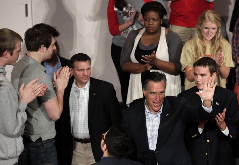 “I will try and unite the American people, not divide us,” Republican presidential candidate Mitt Romney told students at Otterbein University in Westerville, Ohio, on Friday.