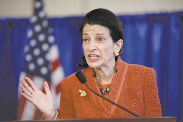 Sen. Olympia Snowe sets the standard for effective politicians, a reader suggests.