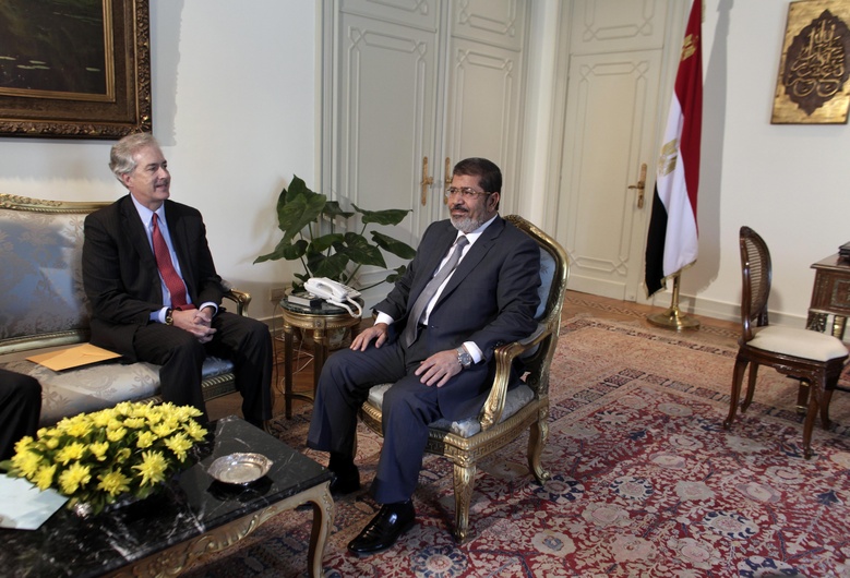 U.S. Undersecretary of State William Burns, left, meets with Egyptian President Mohammed Morsi at the presidential palace in Cairo on Sunday.