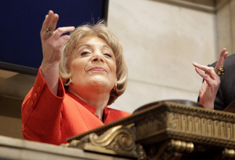 Evelyn Y. Davis, on April 1, 2009, got a chance to ring the closing bell at the New York Stock Exchange and, in her usual fashion, took the opportunity to blows kisses to the crowd on the exchange floor.